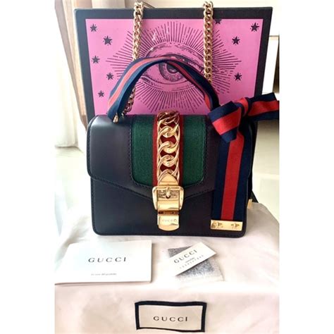 กระเป๋า gucci sylvie mini ราคา